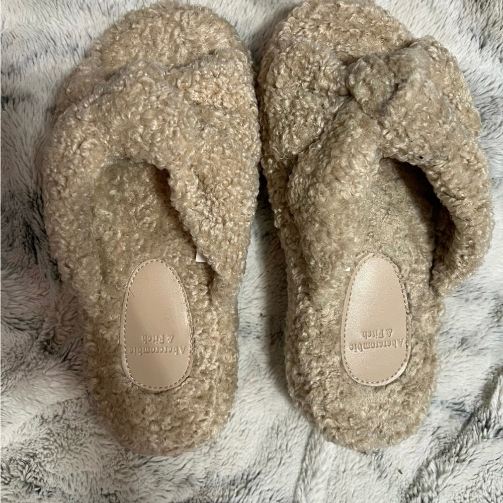 Abercrombie & Fitch Tan Cozy Slide-On Slippers
